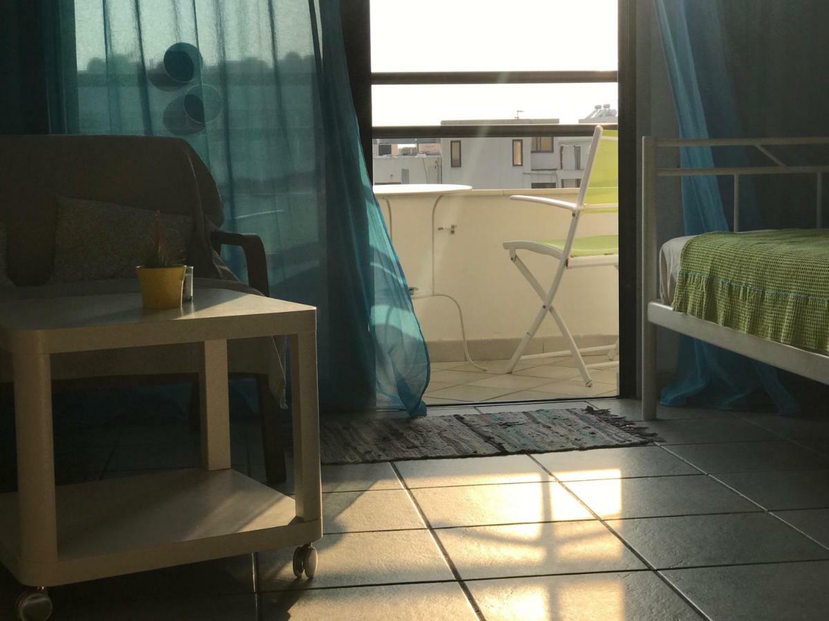 كراساس بيتش لارنكا المظهر الخارجي الصورة